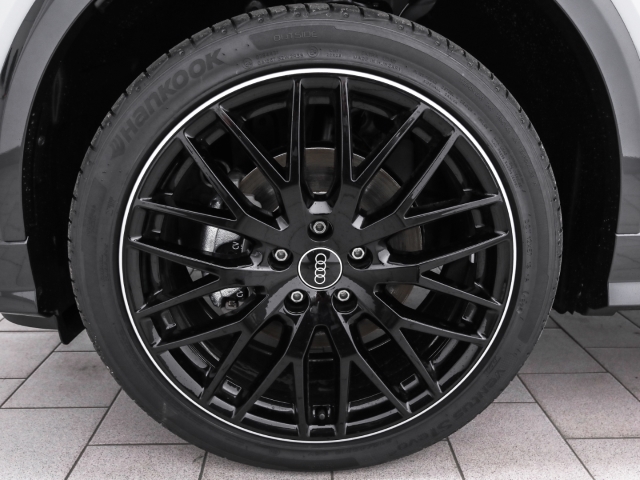 Audi - Q2 35 TFSI S line competition Matrix AHK_4