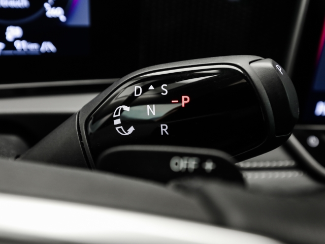 VW - Tiguan 1.5 TSI eHybrid Life Navi AHK_10