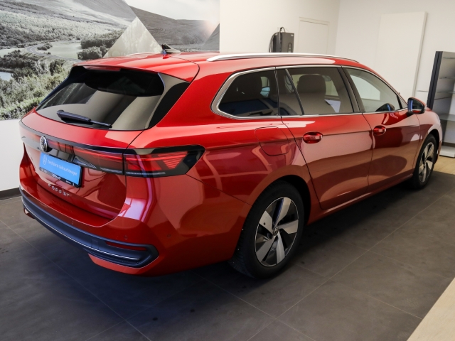 VW - Passat 2.0 TDI DSG Business AHK AreaView IQ.Drive_5