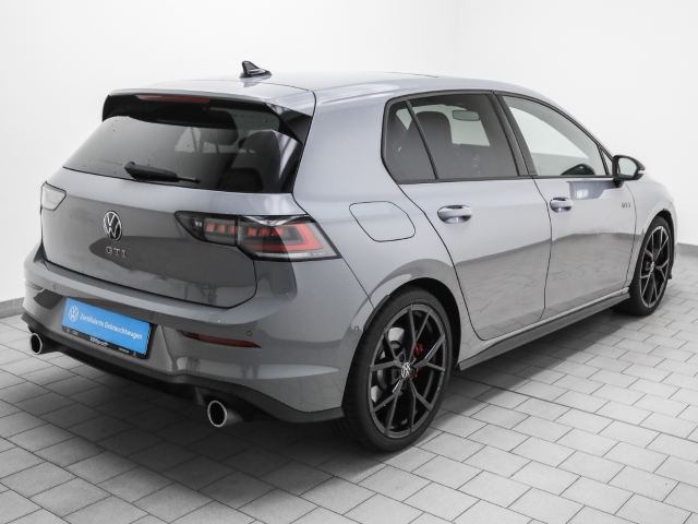 VW - Golf GTI DSG Pano Navi Harman Kardon_5