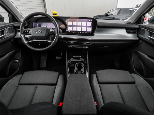 Audi - Q3 Sportback e-hybrid AHK LED TechPlus CarPlay_8